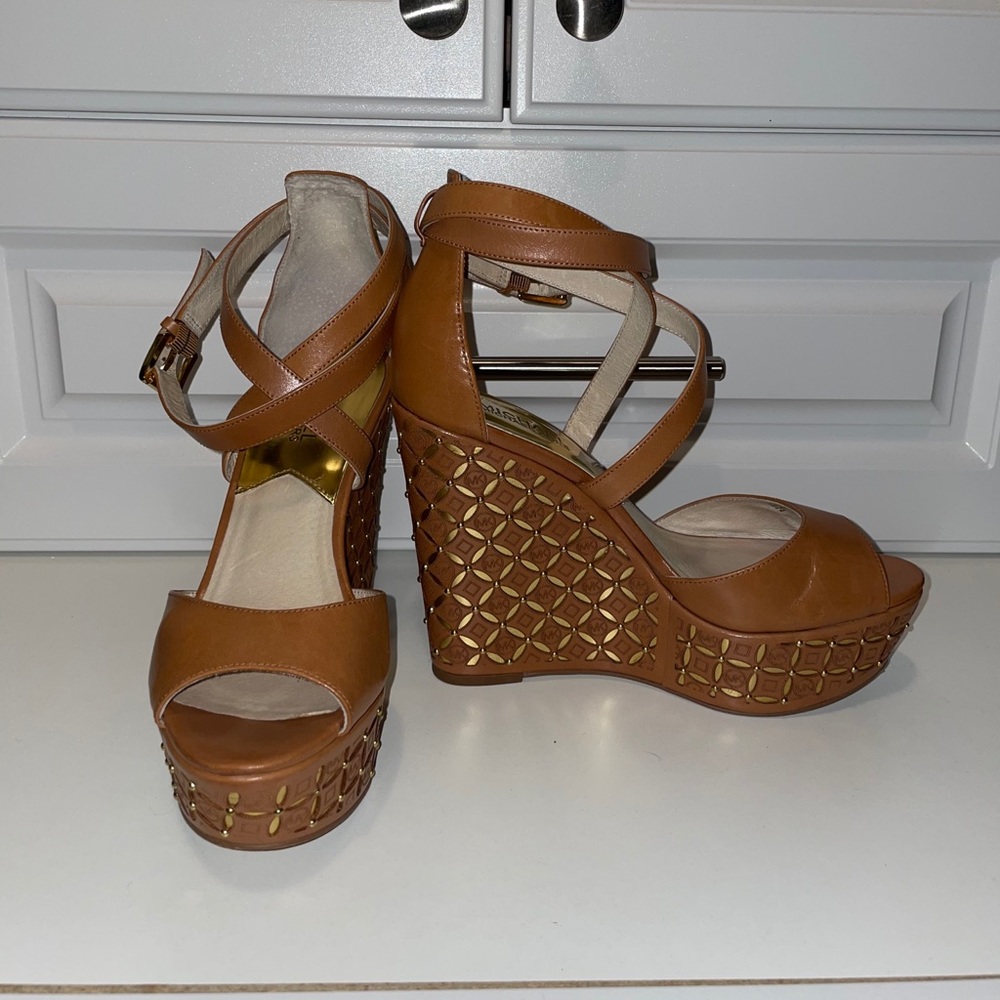 Michael Kors Gabriella Wedges Luggage Leather